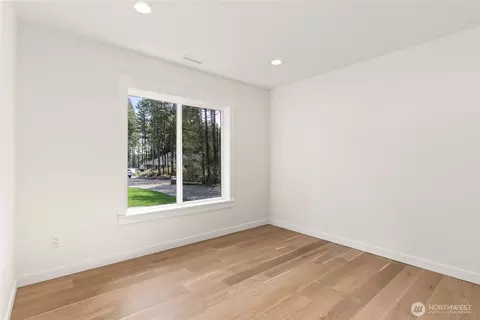 Bedroom - 850 E Vine Maple Ln, Union, WA 98592 photo 1 of 3
