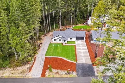 Exterior - 850 E Vine Maple Ln, Union, WA 98592 photo 4 of 7