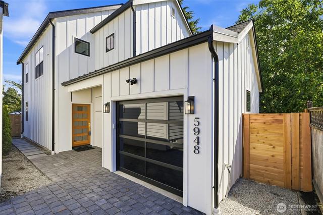 5948 18 Ave SW #2, Seattle, WA 98106