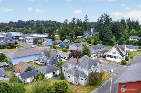 View/Area - 231 Spruce St, Ilwaco, WA 98624 photo 2 of 8