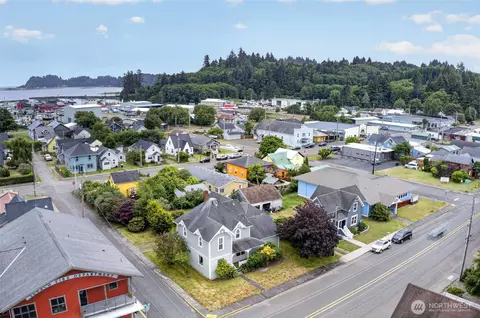 View/Area - 231 Spruce St, Ilwaco, WA 98624 photo 4 of 8