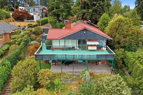 2444 72nd Ave SE, Mercer Island, WA 98040