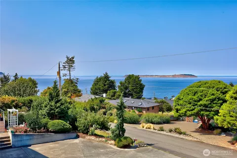 274 Colman Dr, Port Townsend, WA 98368