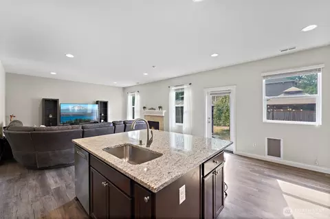 Kitchen - 722 Williams St NW, Orting, WA 98360 photo 3 of 5