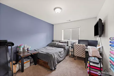 Bedroom - 722 Williams St NW, Orting, WA 98360 photo 5 of 5