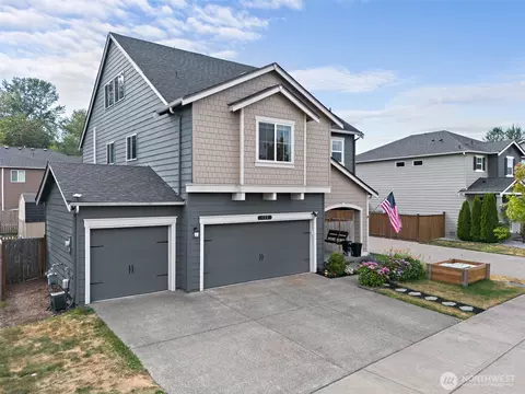 Exterior - 722 Williams St NW, Orting, WA 98360 photo 2 of 7