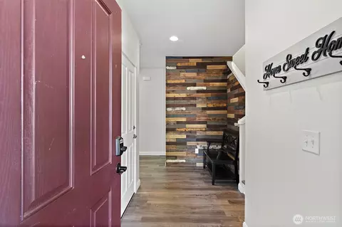 Entry Way - 722 Williams St NW, Orting, WA 98360 photo 1 of 2