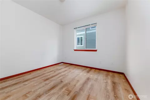1102 Chestnut St, Everett, WA 98201 photo 8