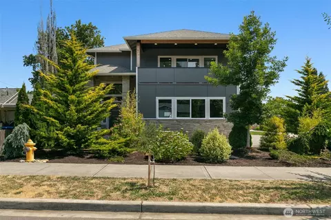 4608 223 St SW, Mountlake Terrace, WA 98043