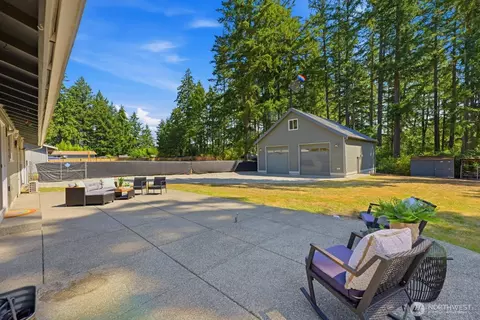 Exterior - 20913 22nd Ave E, Spanaway, WA 98387 photo 8 of 11
