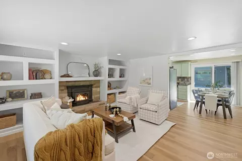 Living - 20913 22nd Ave E, Spanaway, WA 98387 photo 1 of 3