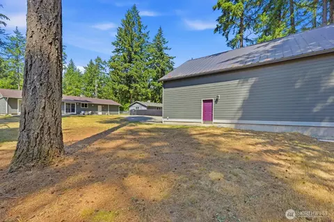 Exterior - 20913 22nd Ave E, Spanaway, WA 98387 photo 10 of 11