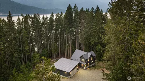 4193 Kachess Dam Rd, Easton, WA 98925
