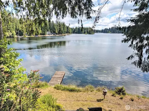 910 E St Andrews Dr, Shelton, WA 98584