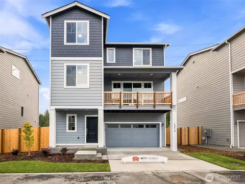 18519 SE 271st Ct, Covington, WA 98042