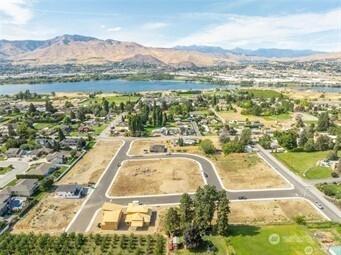 3267 NW Brianna Ave Pl, East Wenatchee, WA 98802