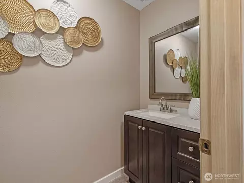 Bath - 5304 114th St NE, Everett, WA 98208 photo 1 of 4