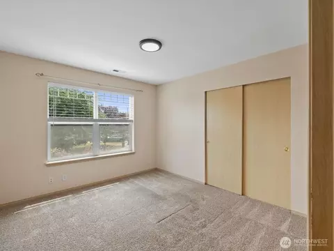 Bedroom - 5304 114th St NE, Everett, WA 98208 photo 2 of 4