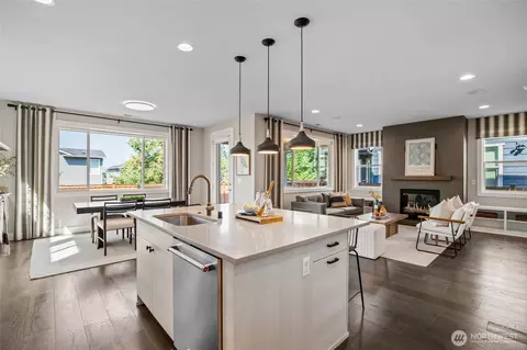 Kitchen - 22324 44th Dr SE, Bothell, WA 98021 photo 5 of 7