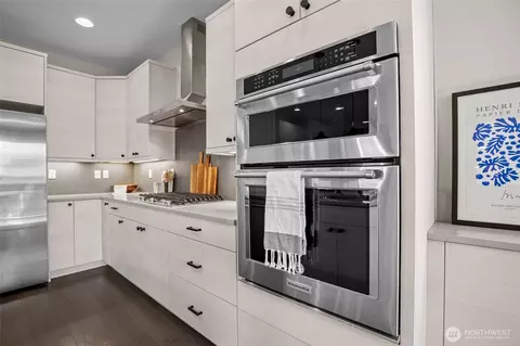Kitchen - 22324 44th Dr SE, Bothell, WA 98021 photo 7 of 7
