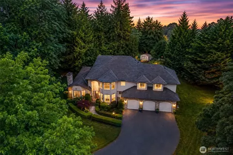 24819 SE 14th St, Sammamish, WA 98075