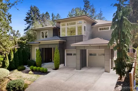 10034 Slater Ave NE, Kirkland, WA 98033