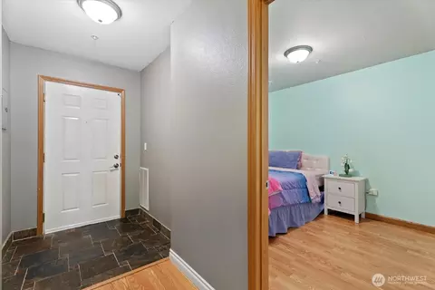 Entry Way - 1318 37th St #1408, Everett, WA 98201 photo 1 of 1
