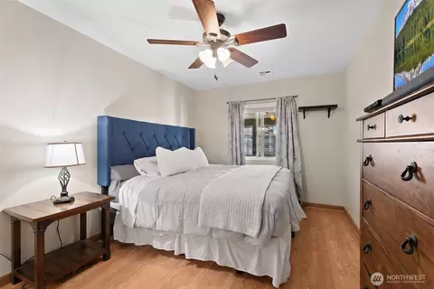 Bedroom - 1318 37th St #1408, Everett, WA 98201 photo 1 of 3