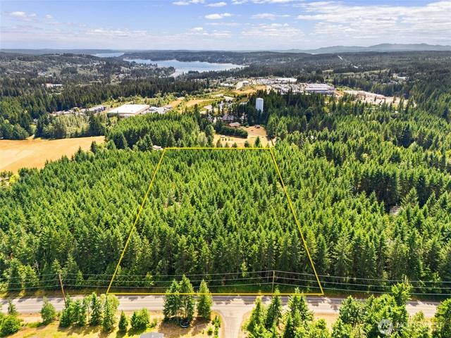 630 NW Coleman Ct, Poulsbo, WA 98370