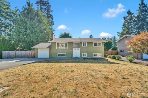 10207 64th Avenue Ct E, Puyallup, WA 98373