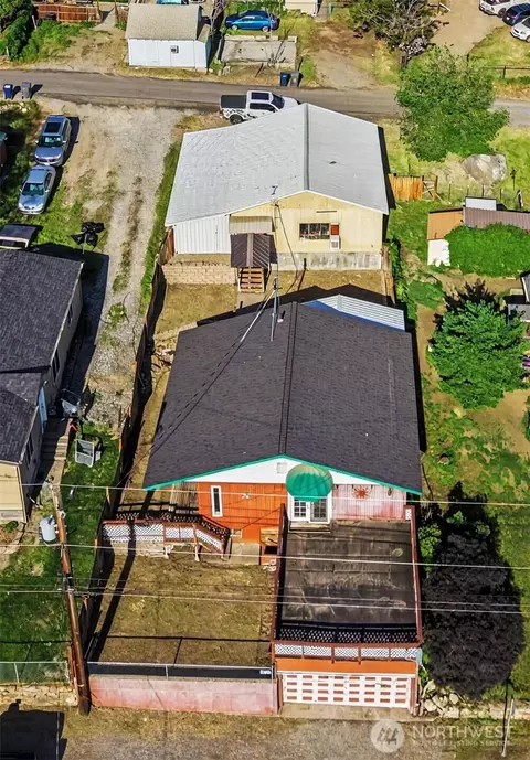 802 S Chelan Ave, Wenatchee, WA 98801