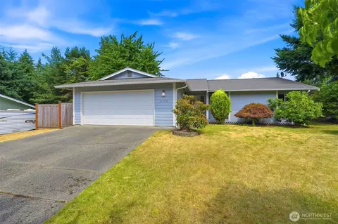 2723 Webber Ct, Steilacoom, WA 98388
