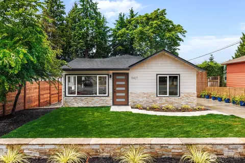 13427 5th Ave SW, Burien, WA 98146
