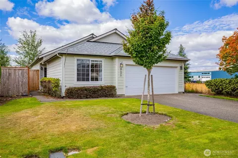 8101 Westcott Ln SE, Tumwater, WA 98501