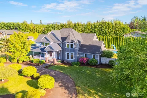5452 Northwest Dr, Bellingham, WA 98226