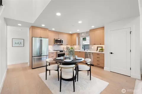 9909 NE 200th St #C, Bothell, WA 98011 photo 9