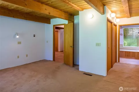 Bedroom - 76 Lookout Loop, Eastsound, WA 98245 photo 3 of 3