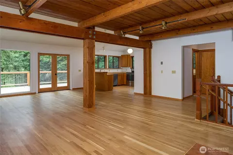 Living - 76 Lookout Loop, Eastsound, WA 98245 photo 2 of 5
