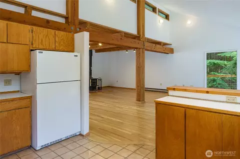 Living - 76 Lookout Loop, Eastsound, WA 98245 photo 3 of 5