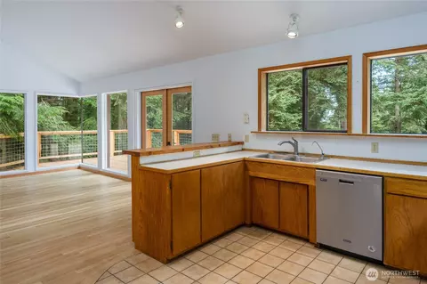 Kitchen - 76 Lookout Loop, Eastsound, WA 98245 photo 1 of 1