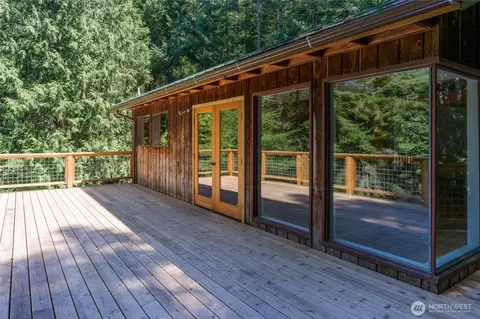Exterior - 76 Lookout Loop, Eastsound, WA 98245 photo 7 of 9