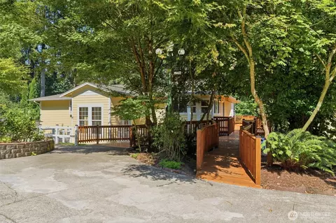 5819 65th St NW, Gig Harbor, WA 98335