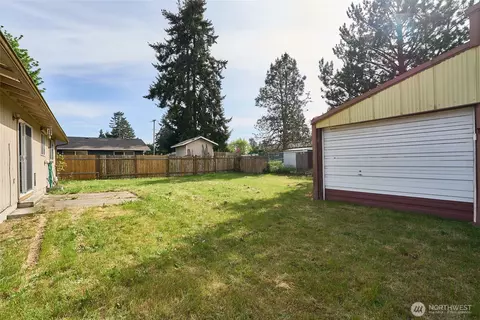 Exterior - 17120 6th Ave E, Spanaway, WA 98387 photo 5 of 5