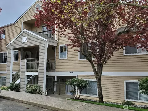 5300 Harbour Pointe Blvd #303-D, Mukilteo, WA 98275