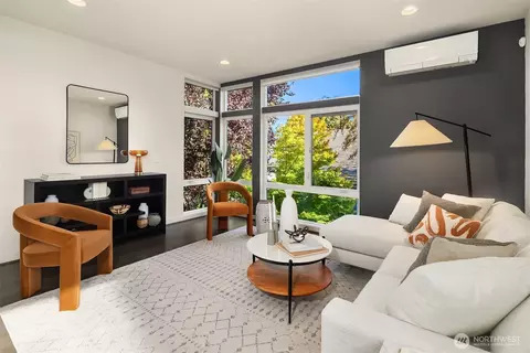 Living - 419 N 50th St #A, Seattle, WA 98103 photo 1 of 2
