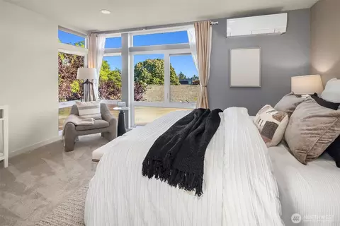 Bedroom - 419 N 50th St #A, Seattle, WA 98103 photo 2 of 5