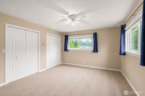 Bedroom - 2 Tweed Pl, Cosmopolis, WA 98537 photo 1 of 6
