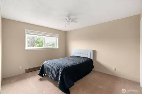 Bedroom - 2 Tweed Pl, Cosmopolis, WA 98537 photo 3 of 5