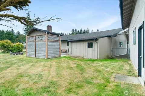 Exterior - 2 Tweed Pl, Cosmopolis, WA 98537 photo 10 of 10