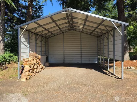 Exterior - 43729 284th Ave SE, Enumclaw, WA 98022 photo 8 of 8